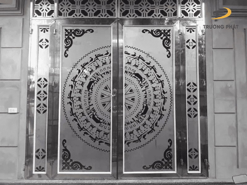 mau-cua-inox-2-canh-nghe-thuat