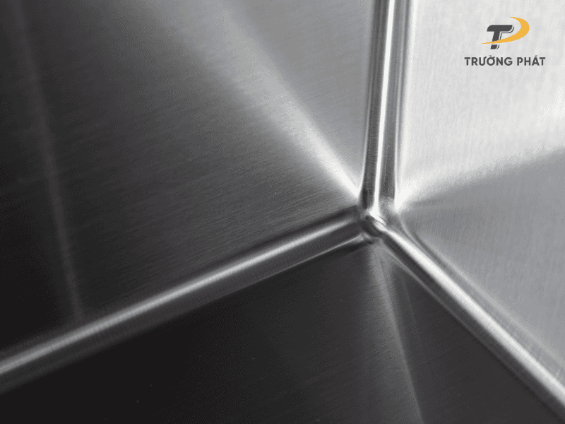tam-op-inox-tuong-cao-cap