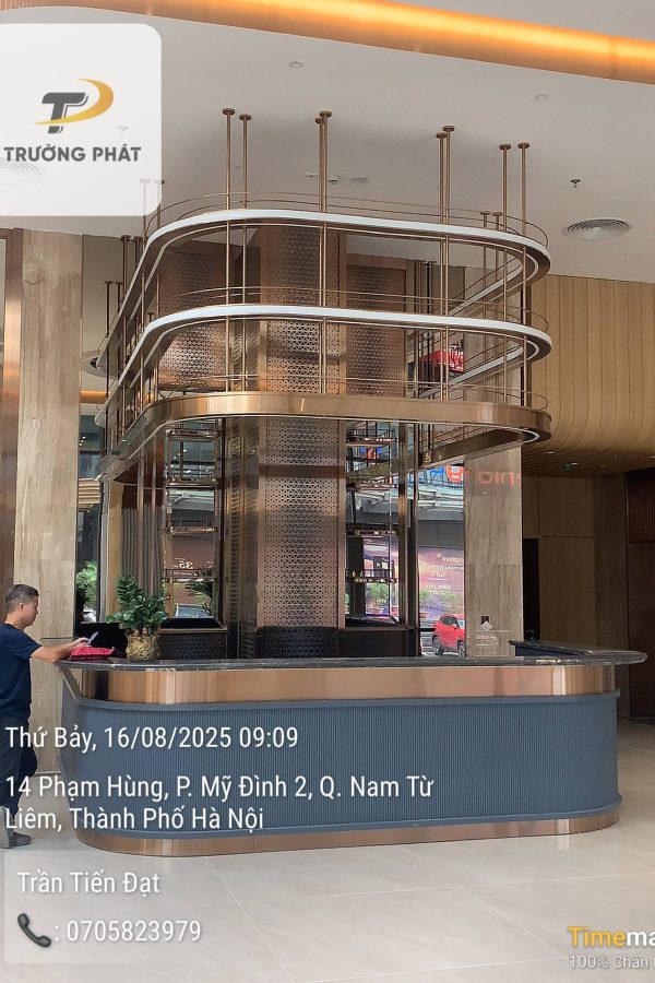 18 Phạm Hùng